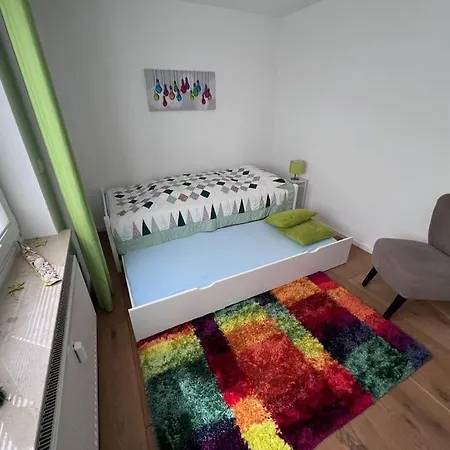 Seeglueck Rheinparadies - Geraeumige Mit Wasserblick Balkon Parkplatz Und Zentrumsnaehe Am Rheinufer In * Konstanz