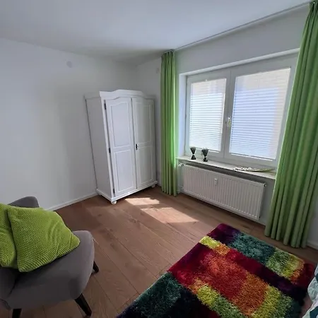 Seeglueck Rheinparadies - Geraeumige Mit Wasserblick Balkon Parkplatz Und Zentrumsnaehe Am Rheinufer In *