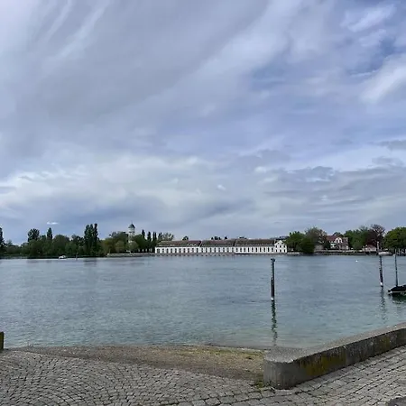 Seeglueck Rheinparadies - Geraeumige Mit Wasserblick Balkon Parkplatz Und Zentrumsnaehe Am Rheinufer In Apartment
