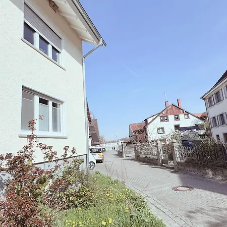 Apartament Seeglueck Rheinparadies - Geraeumige Mit Wasserblick Balkon Parkplatz Und Zentrumsnaehe Am Rheinufer In Konstancja