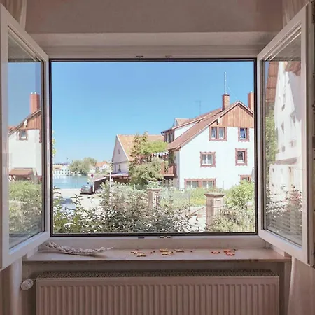 Seeglueck Rheinparadies - Geraeumige Mit Wasserblick Balkon Parkplatz Und Zentrumsnaehe Am Rheinufer In Apartament *