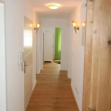 Seeglueck Rheinparadies - Geraeumige Mit Wasserblick Balkon Parkplatz Und Zentrumsnaehe Am Rheinufer In Apartament Konstancja