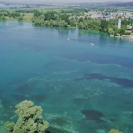 Seeglueck Rheinparadies - Geraeumige Mit Wasserblick Balkon Parkplatz Und Zentrumsnaehe Am Rheinufer In * Konstancja